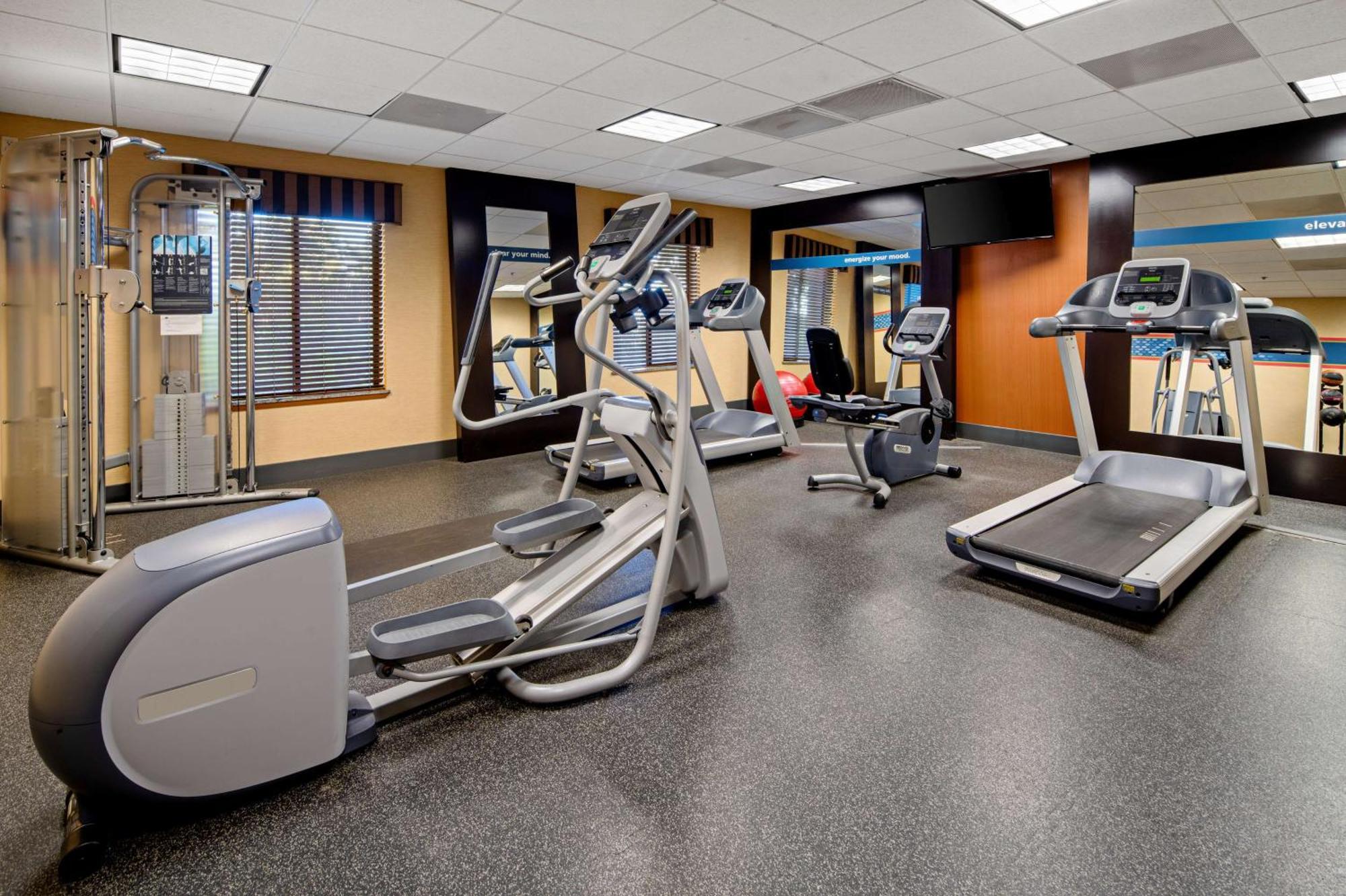 Hampton Inn And Suites Bakersfield / Highway 58 Экстерьер фото